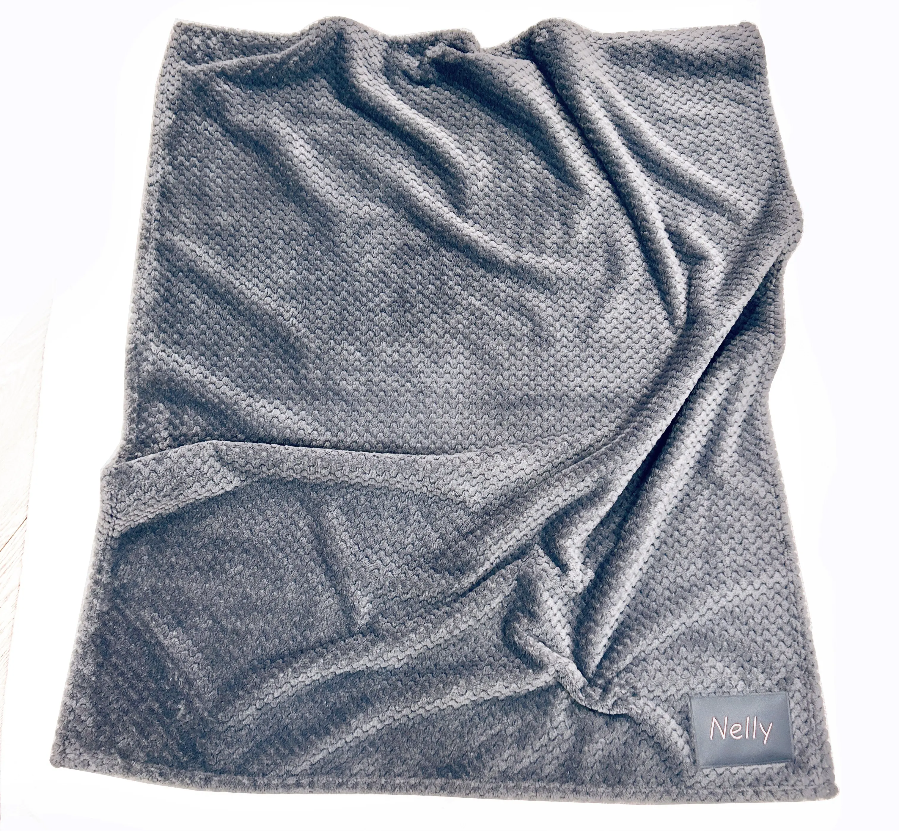 couverture imperméable personnalisée pour chiens et chats Nelly et Cie inc.