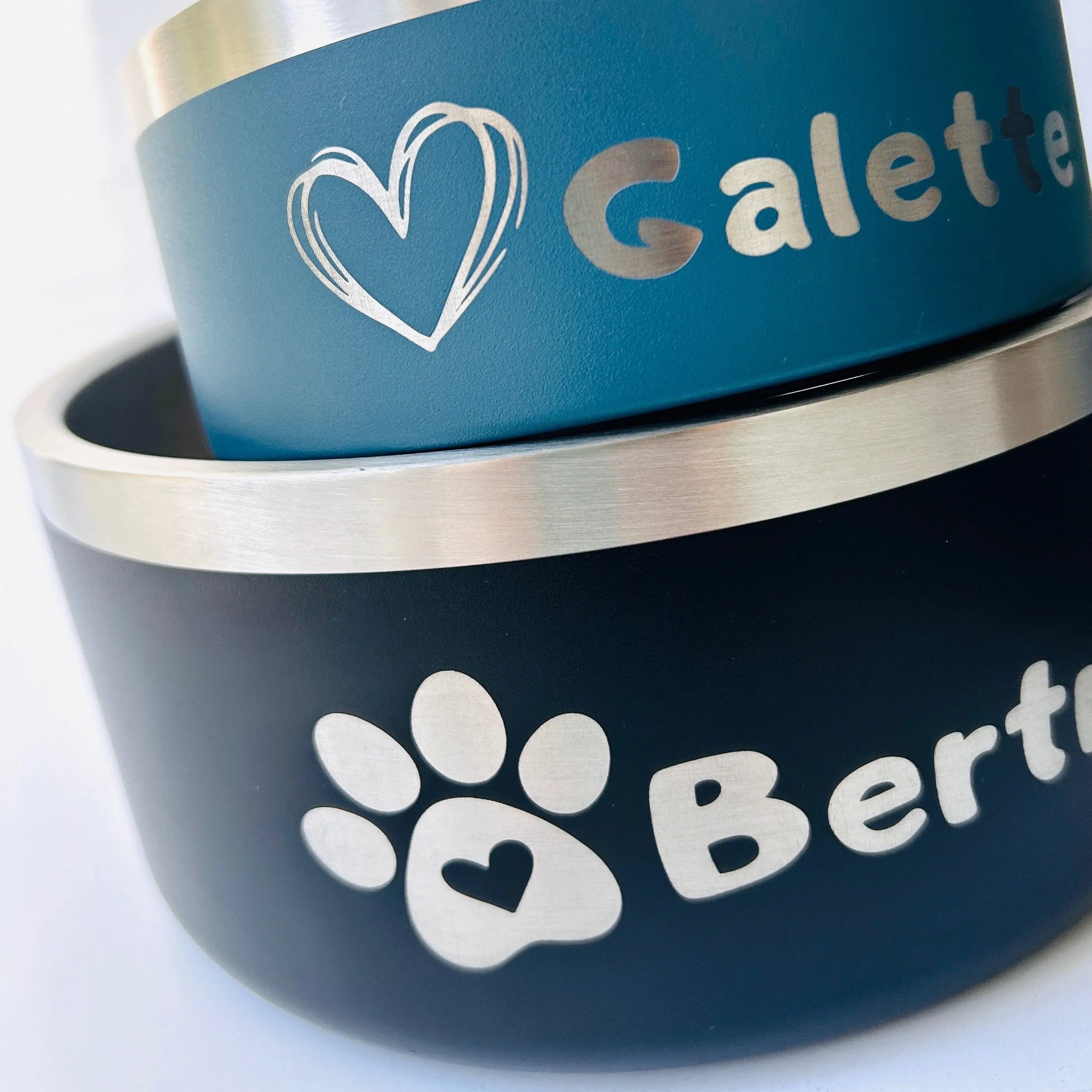 Gamelle personnalisée pour chien et chat sarcelle Nelly et Cie inc.