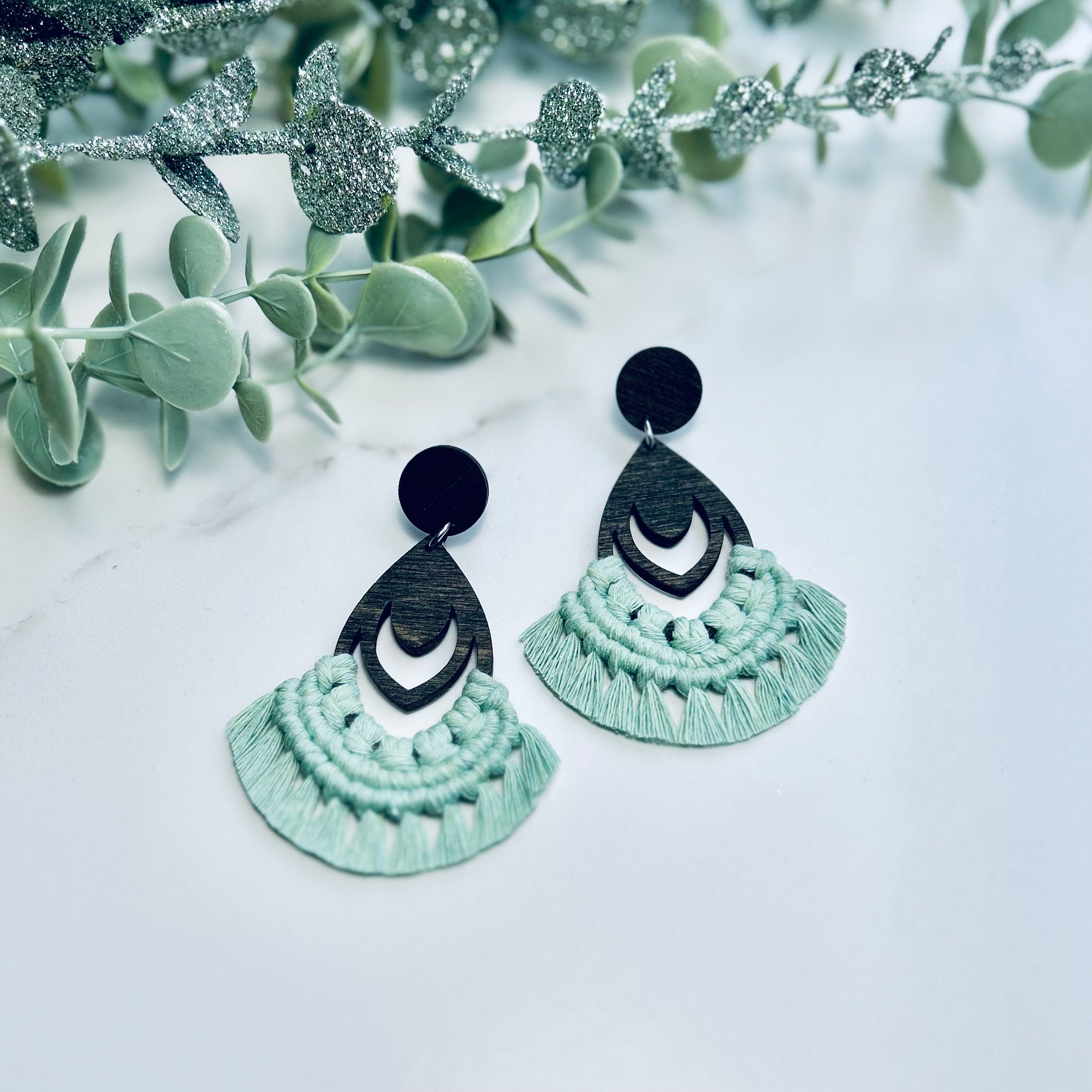 Boucles d’oreilles base ronde aloes – fabriquées au Québec