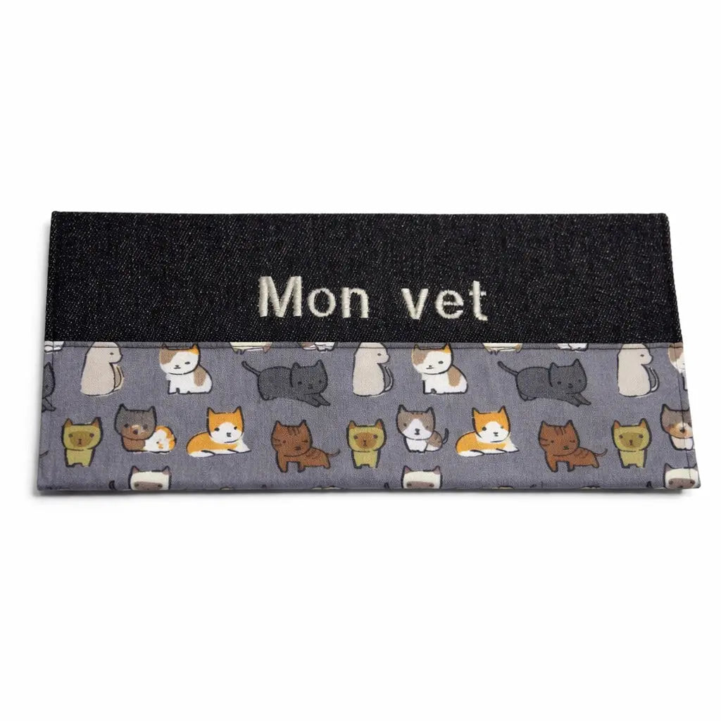 Protège carnet de vétérinaire tel quel Chat gris Nelly et Cie inc.