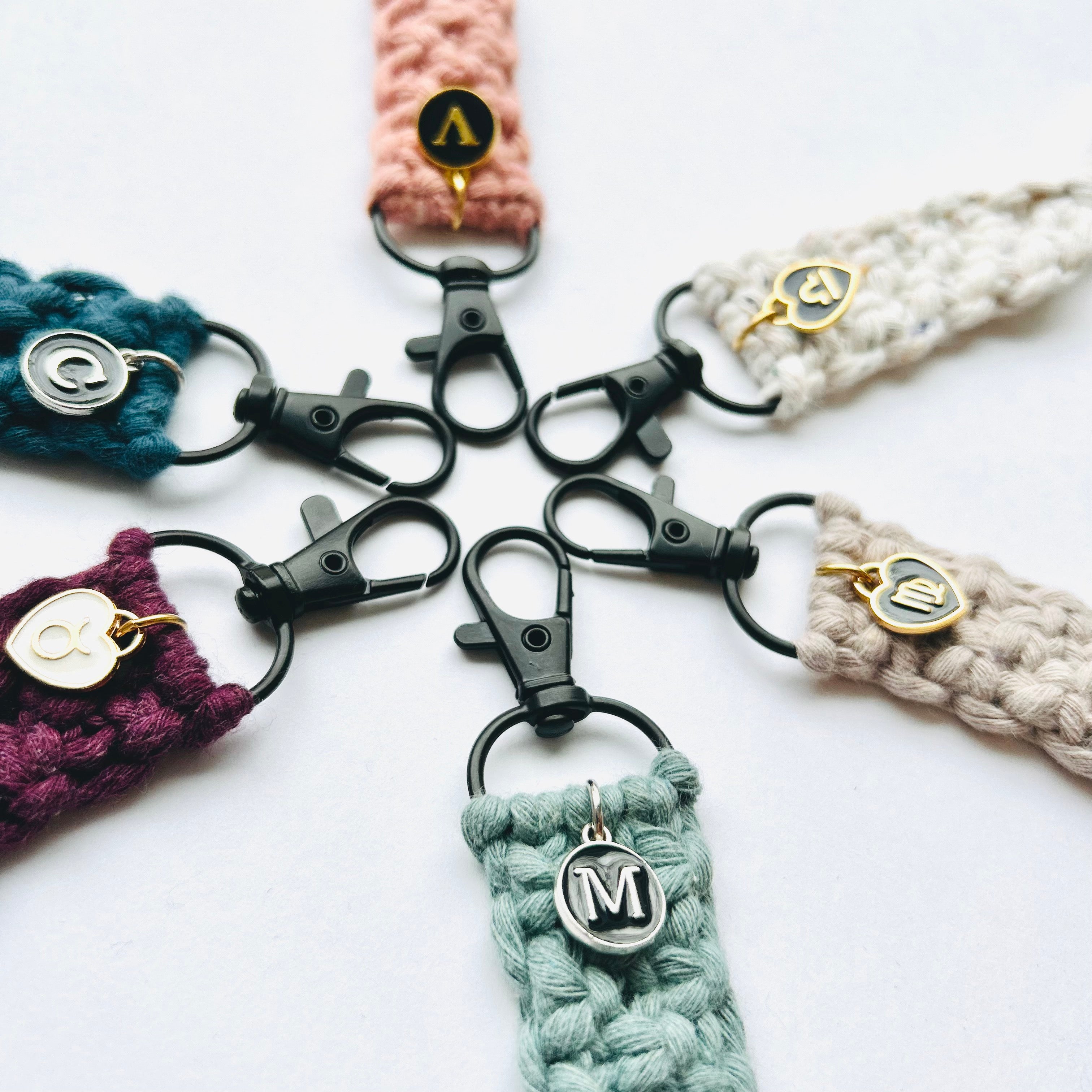 Porte-clé macramé arc-en-ciel