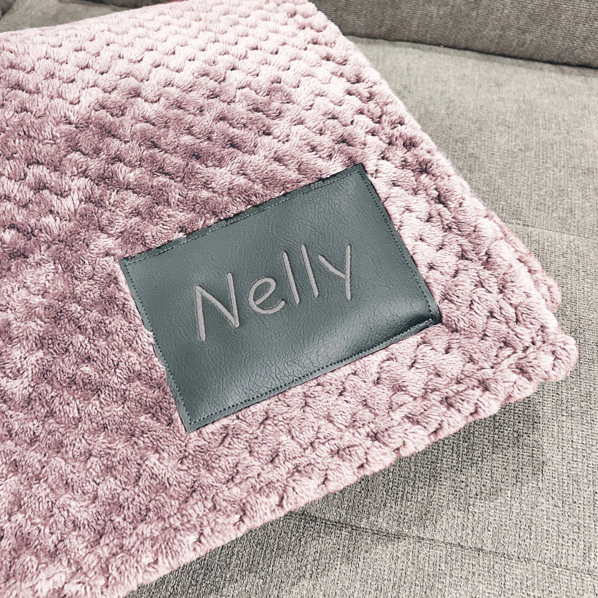 Couverture rose personnalisée pour bébé Lolikö
