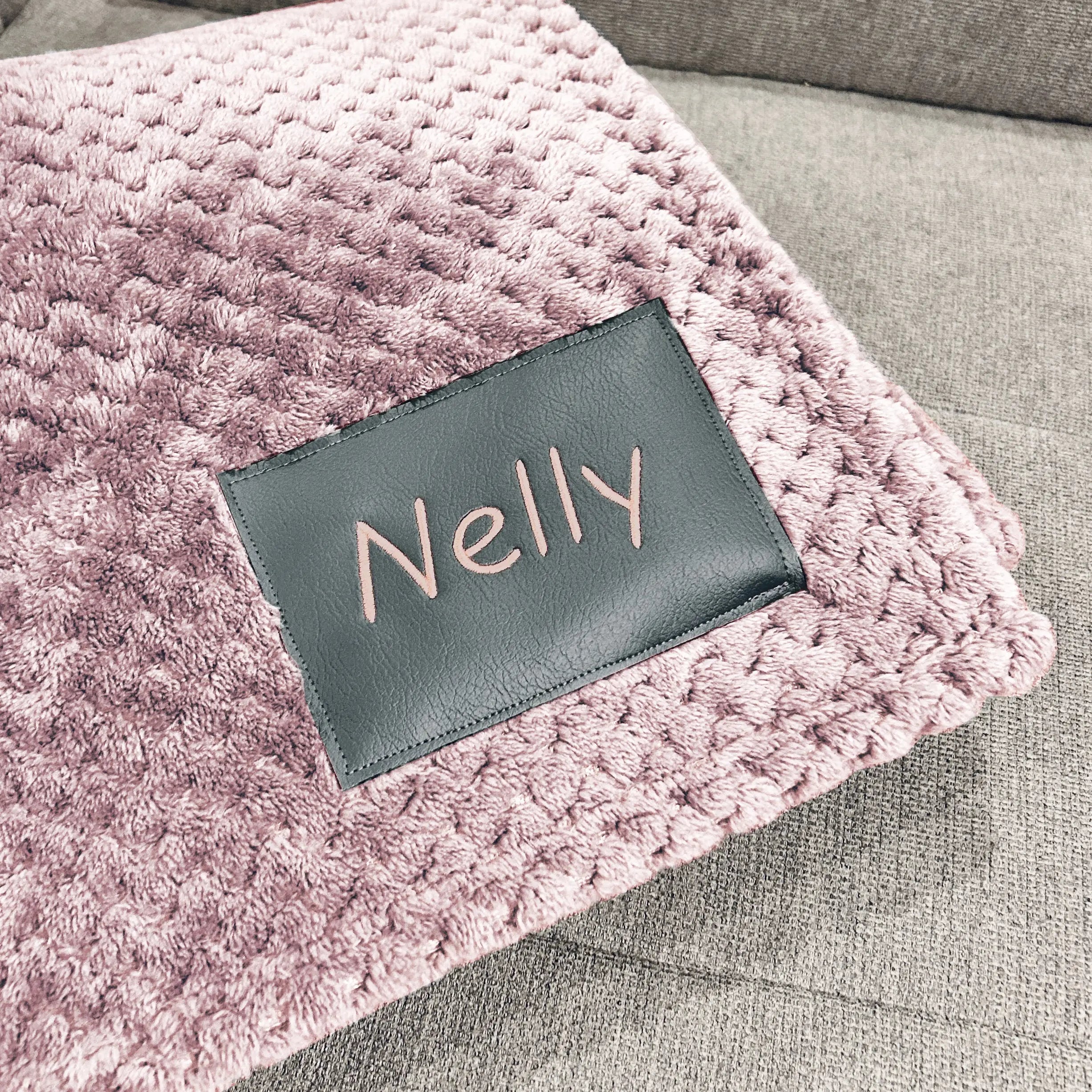 Couverture rose personnalisée pour bébé Lolikö