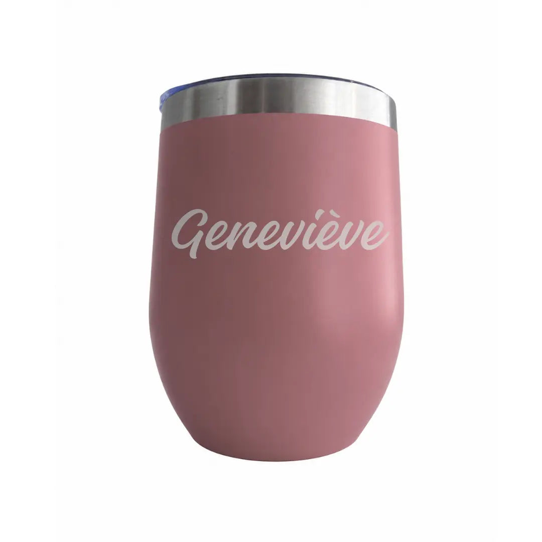 Verre à vin isolé framboise Lolikö