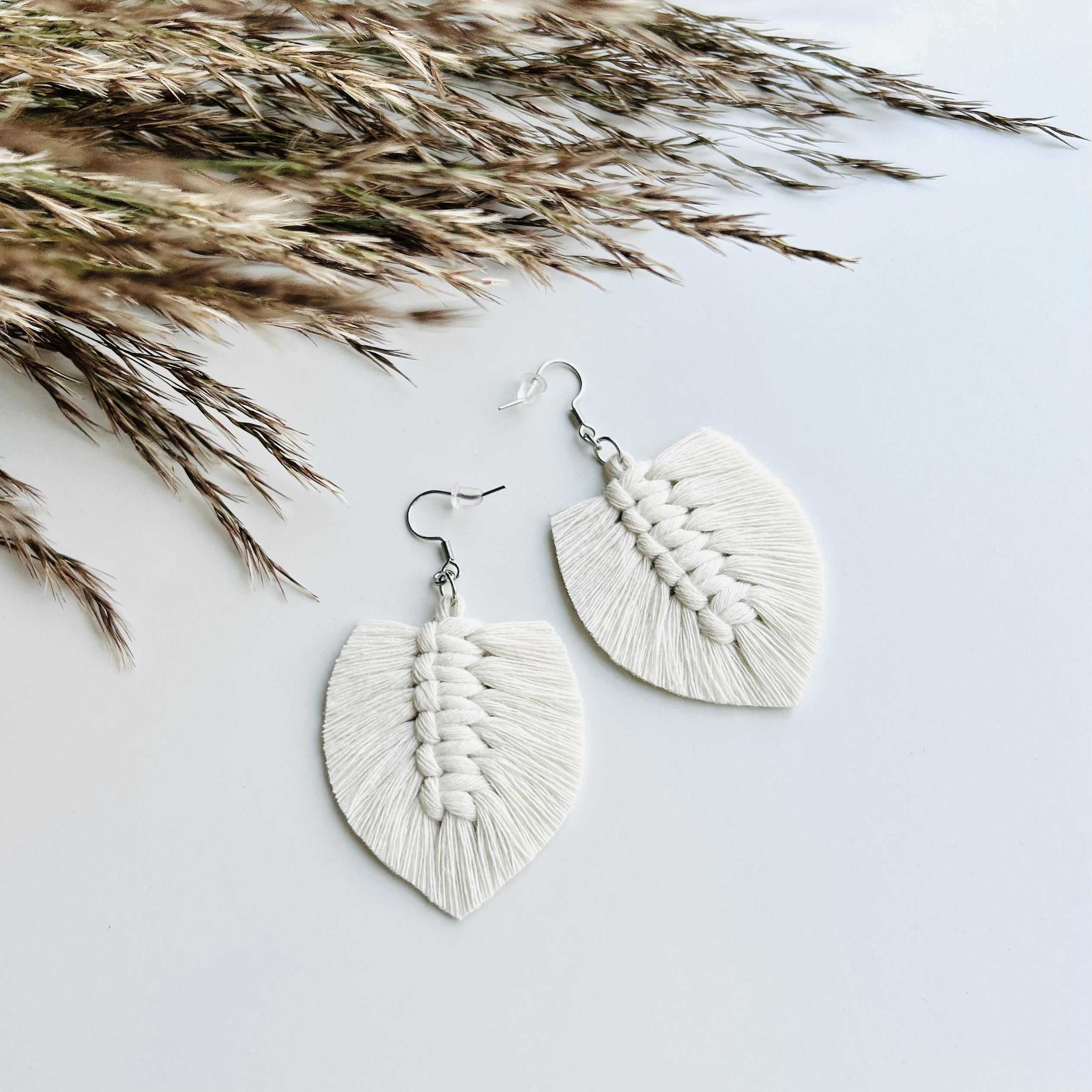 Natural feather earrings 