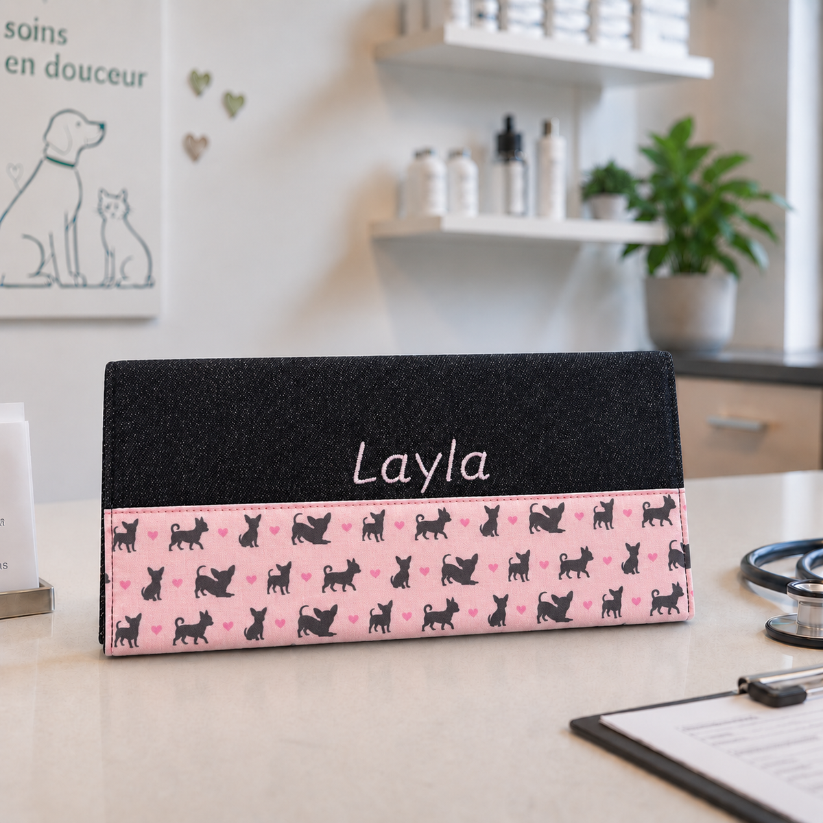 Protège carnet de vaccination Lolikö Chihuahua rose