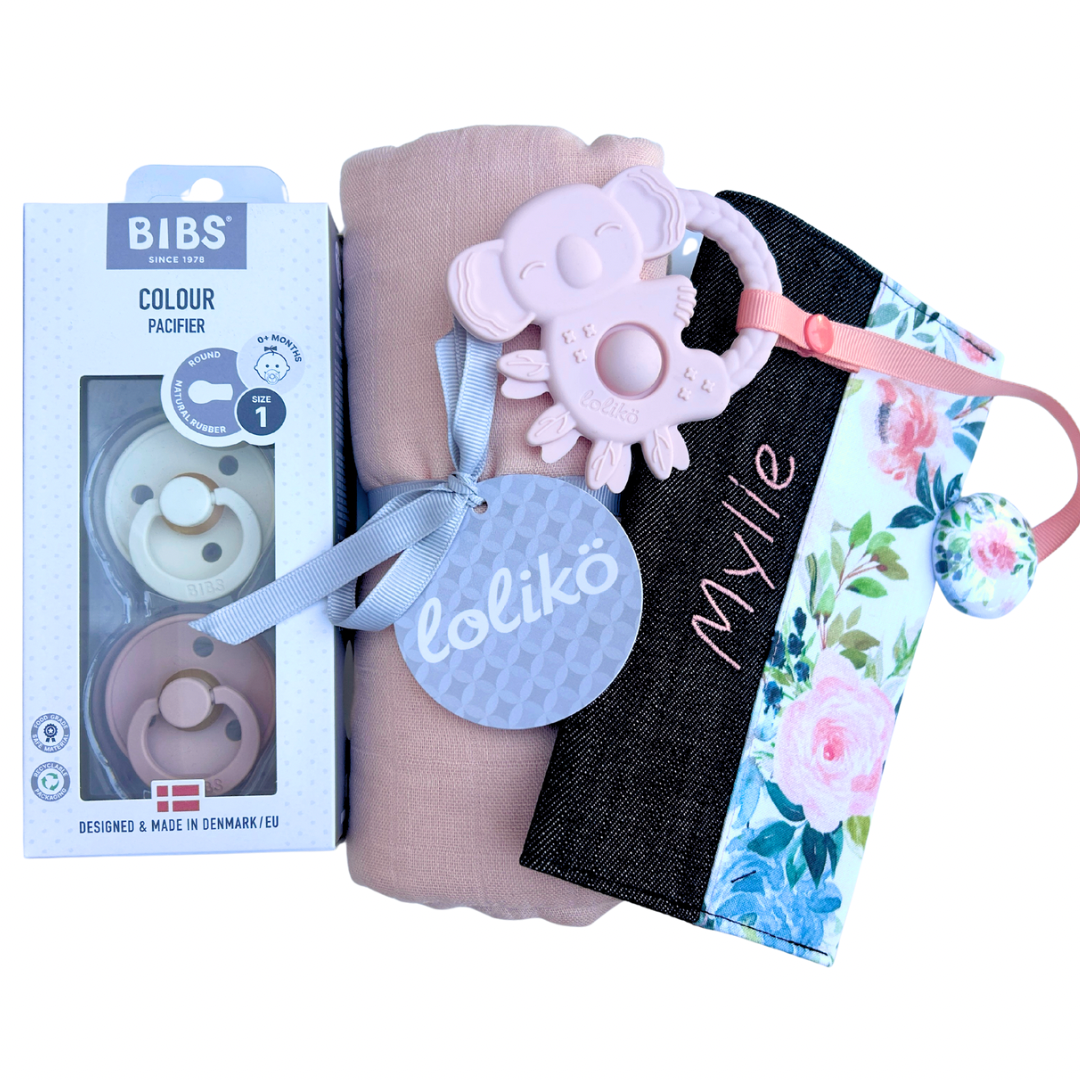 Ensemble cadeau personnalisé de naissance roses